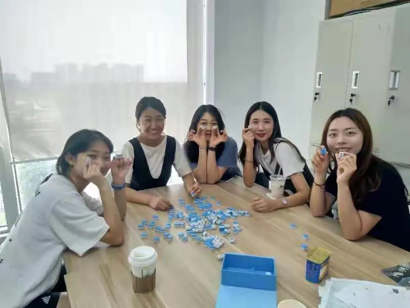 校园活动与游戏